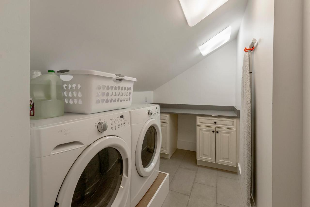 Gorgeous Downtown Bungalow, Walk Everywhere!!! Lake Geneva Εξωτερικό φωτογραφία