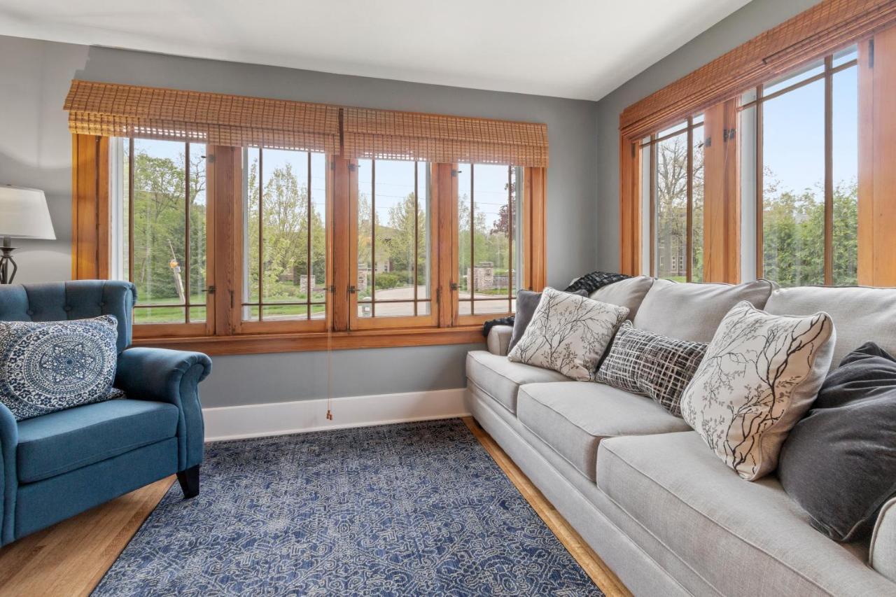 Gorgeous Downtown Bungalow, Walk Everywhere!!! Lake Geneva Εξωτερικό φωτογραφία